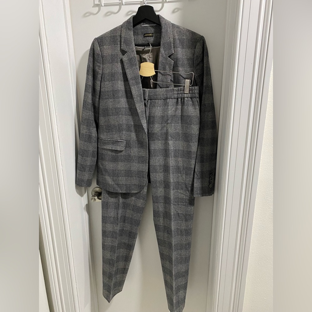 Massimo Dutti Suit